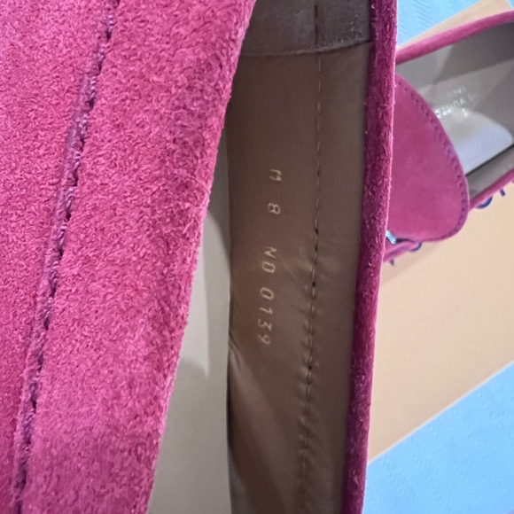 Men’s Louis Vuitton Loafers. True to size. Are an 8 but wears as a 10. - Picture 6 of 6